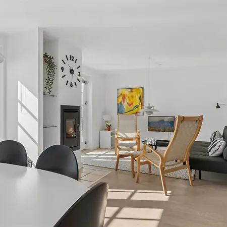 Loan - 10m To The Fjord By Interhome