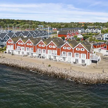 Loan - 10m To The Fjord By Interhome