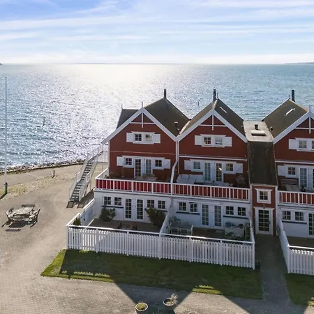 Apartament Loan - 10m To The Fjord By Interhome