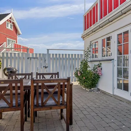 Apartament Loan - 10m To The Fjord By Interhome *